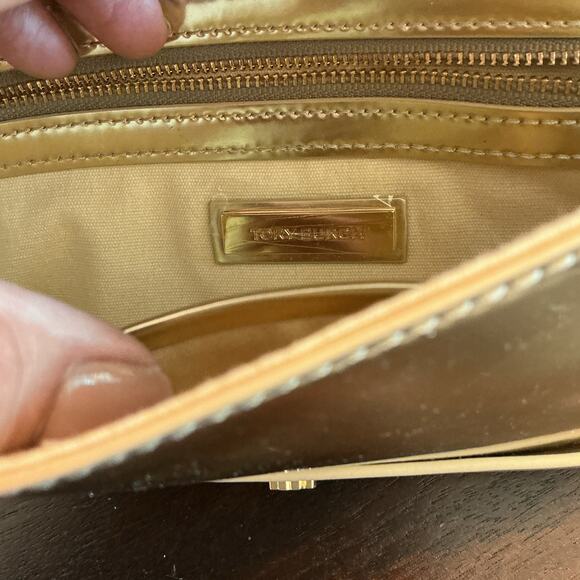 New TORY BURCH Kira Gold Metallic Leather Envelope Clutch Evening Handbag - Picture 16 of 16